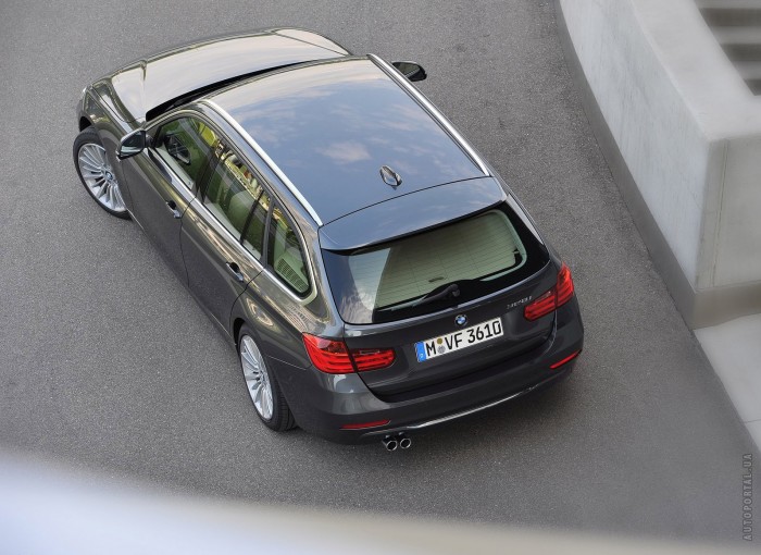 BMW 5 Series Touring 2013   1