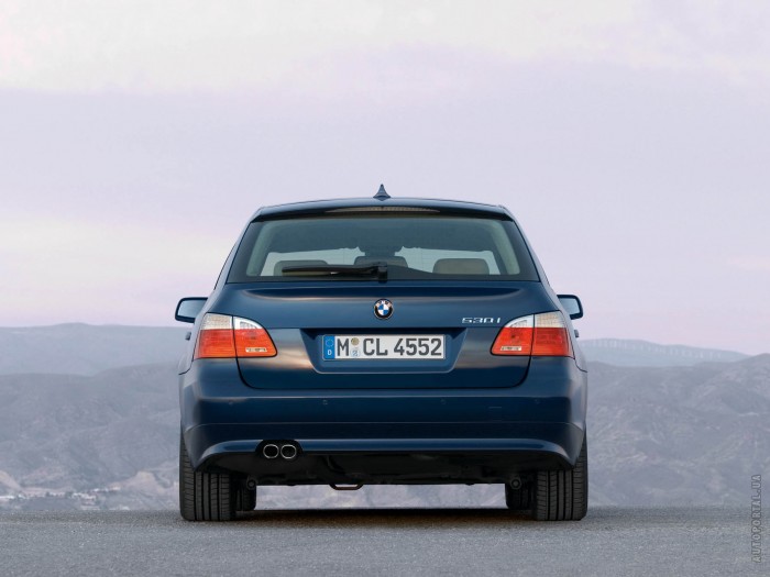 BMW 5 Series Touring E60   1