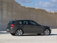 BMW 1 Series 2004 photo