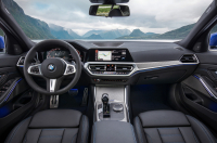 BMW 3 Series photo