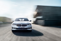 BMW 5 Series photo