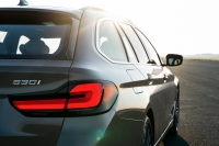 BMW 5 Series Touring photo