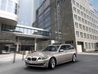 BMW 5 Series Touring F10 photo