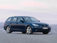 BMW 5 Series Touring E60 photo