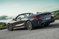 BMW 8 Series Cabrio photo