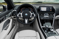 BMW 8 Series Cabrio photo