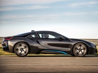 BMW i8 photo