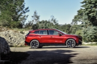 BMW iX photo