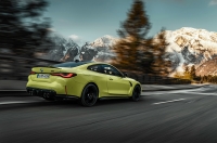 BMW M4 photo