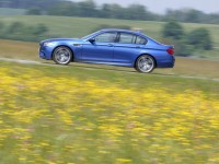 BMW M5 2011 photo