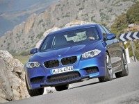 BMW M5 2011 photo