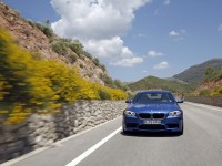 BMW M5 2011 photo