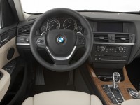 BMW X3 2010 photo