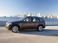 BMW X5 2010 photo