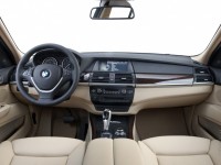 BMW X5 2010 photo