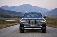 BMW X7 photo