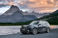 BMW X7 photo