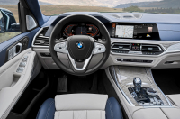 BMW X7 photo